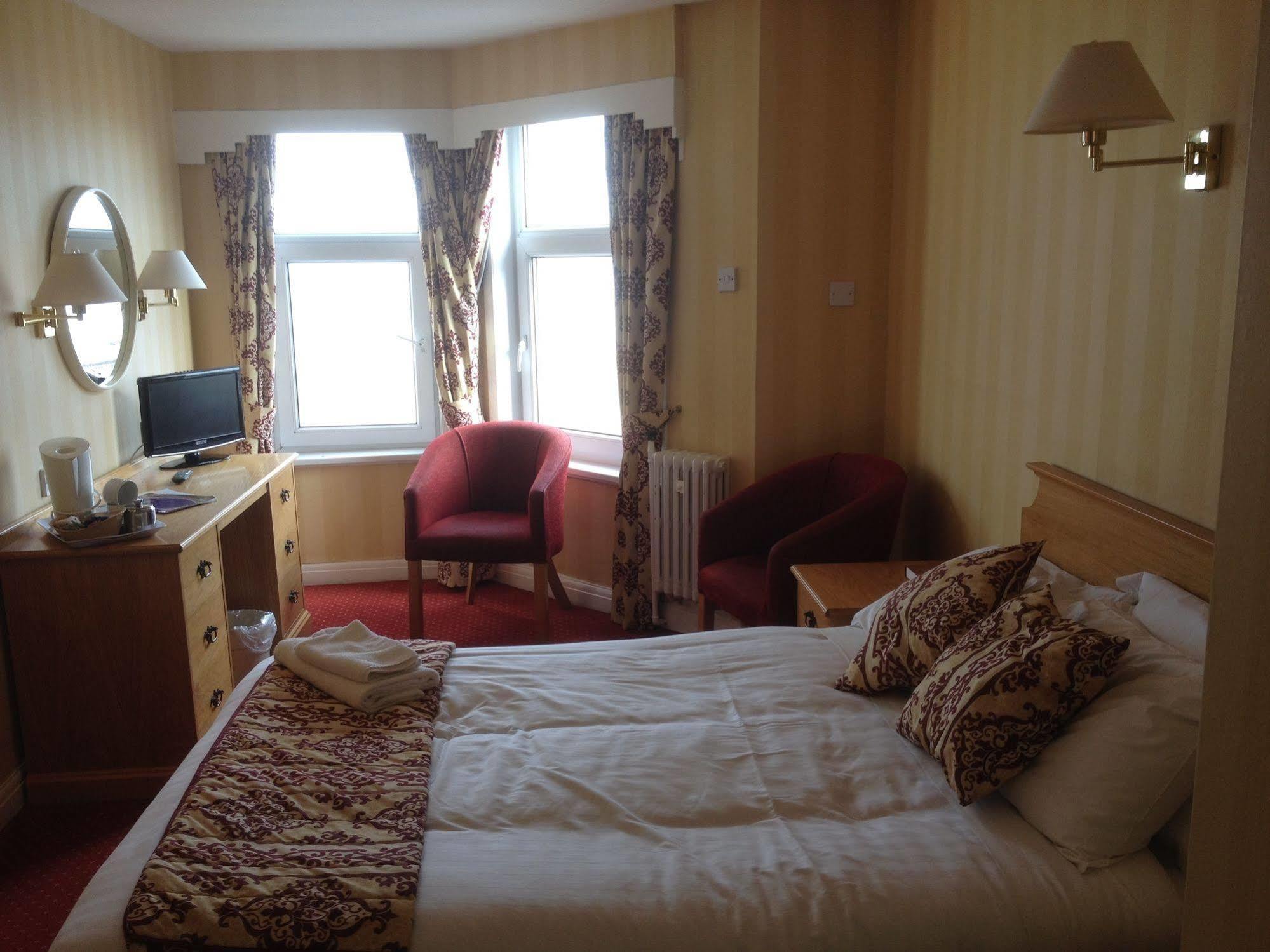 Monarch Hotel Бридлингтън Екстериор снимка
